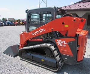 2022 Kubota-Minicargadora compacta de 74HP para trabajos pesados, - Product Image 1