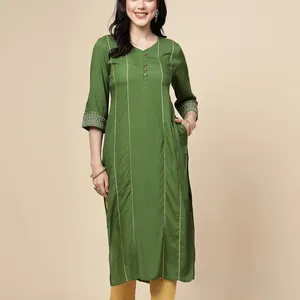 Kurtis de créateur exclusifs pour femmes, prêts à porter, silhouette trapèze, mode estivale, en rayonne pure, avec pantalon assorti - Product Image 1
