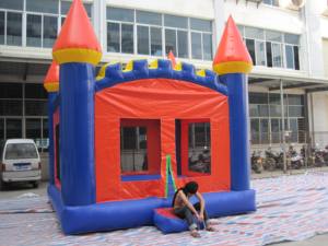 Châteaux gonflables colorés pour la location de fêtes - Product Image 3