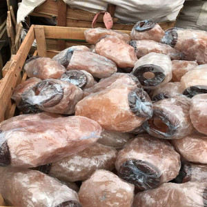 Lámparas de sal natural del Himalaya Rosa baratas de la mejor calidad Lámparas de sal de roca del Himalaya talladas a mano - Product Image 6