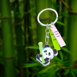 Portachiavi e Moschettoni Promozionali Personalizzati in Bambù a Forma di Panda - Gadget Personalizzabili con Design Portachiavi - Product Image 3