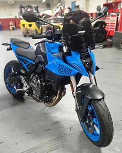 Suzukigsx8s GSX8S 2024 disponible para envío a todo el mundo - Product Image 3