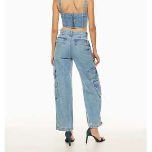 กางเกงยีนส์เดนิมสตรีสุดหรู สไตล์ลำลอง มีกระเป๋า ทรงหลวม แฟชั่น กางเกงขายาวทรงแบ็กกี้ บริการ OEM - Product Image 2