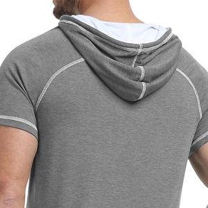 เสื้อฮู้ดผู้ชายแบบสวมหัว แขนสั้น ดีไซน์ใหม่ สำหรับฤดูหนาว ผ้าหนา ทนทาน บริการ OEM - Product Image 6