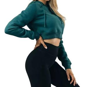 Top corto personalizado para mujer, sudaderas OEM, fabricante informal, ropa de calle, sudaderas con estilo, proveedor mayorista de fábrica - Product Image 5