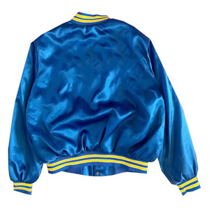 Titlists เสื้อแจ็กเก็ตผ้าซาตินบอมเบอร์สำหรับผู้ชายลายปักโลโก้ได้ตามต้องการสำหรับฤดูหนาว - Product Image 2