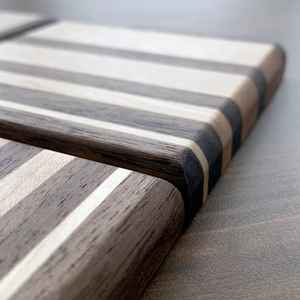 Sous-verres en bois de noyer de haute qualité MN EXPORTS - Écologiques, modernes, élégants, carrés, diamètre 300 mm - Product Image 4