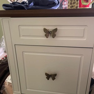 Poignée de meuble en laiton de luxe, design papillon doré, pour meubles vintage et modernes, vente en gros en provenance d'Inde - Product Image 3