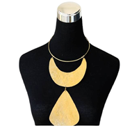 2023 nouveau design délicat amour coeur filles pendentif collier, mignon zircon pierres précieuses femmes plaqué or pendentif collier