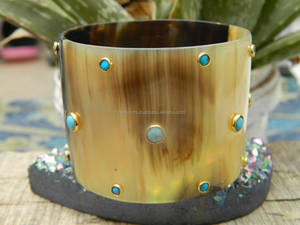 2025 Bracelets en corne de buffle naturelle de haute qualité Bracelets Bijoux à des prix abordables Bracelet jonc artisanal - Product Image 3