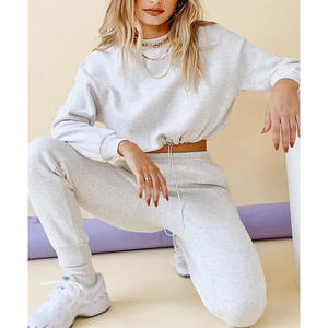 Vêtements de sport pour femmes de haute qualité Survêtement d'hiver à motif solide Vêtements de sport à la mode pour la course - Product Image 6