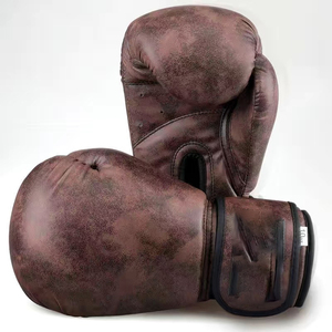 Gants de boxe en cuir véritable avec logo personnalisé pour adultes Nouveau design d'entraînement de Kick Boxing acceptant des couleurs personnalisées pour les arts martiaux PU - Product Image 3