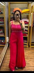 Ensemble Kurta de style veste brodée bleu marine de luxe Unity Luxure, en rayonne georgette de luxe, vêtements ethniques pour femmes - Product Image 2