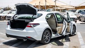 VEHÍCULO USADO 2022 TOYOTA CAMRY GLE 2.5L 6KM 100HP 5 CILINDROS 4 TIEMPOS Gasolina V6 DIÉSEL Transmisión AUTOMÁTICA - Product Image 3