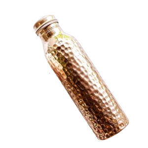 Meilleure vente bouteille en cuivre conception martelée bouteille en cuivre en métal boire mangue secouer et jus de citron bouteille en cuivre potable - Product Image 1