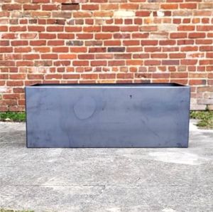 Maceta de caja cuadrada de aluminio para decoración exterior e interior personalizable - Product Image 1