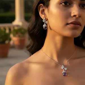 Pendientes de Plata con Diseño Floral y Amatista para Mujer, Accesorio de Moda - Product Image 2