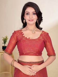 Sari superventas de calidad superior para ropa de fiesta regular Ropa étnica exclusiva de moda para indio pakistaní con borde elegante - Product Image 4