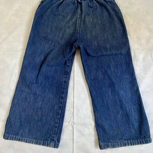Pantalones de Mezclilla Acampanados de Tiro Bajo Y2K para Niños, Bordados Personalizados de 2T, Marca MS Handicraft |   Vaqueros Holgados Modernos |   Harajuku - Product Image 1
