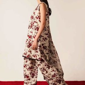 Tenue de pelouse trois pièces pour dames chemise en coton cousue sur mesure pantalon imprimé et dupatta au design de haute qualité - Product Image 2