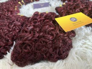 Perruques courtes ondulées bouclées bourgogne résistantes à la chaleur pour les femmes pour la trame de génie avec des styles de vagues profondes naturelles et lâches - Product Image 3