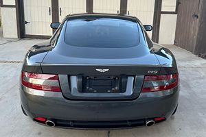 Excellent état, Aston Martin DB9 Coupé d'occasion de 2005 - Product Image 1