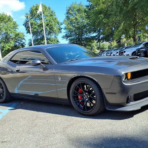 CLEAN 2016 D-o-d-g-e Chall_enger SRT Hellcat RWD - Product Image 1