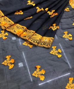 Démarquez-vous dans de fabuleux saris en mousseline de soie imprimés numériquement avec des détails à volants avec un chemisier non cousu pour les fêtes - Product Image 6