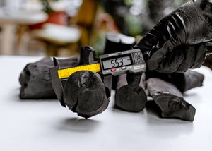 ถ่านไม้จันทน์ขาวบินโชตันคุณภาพพรีเมียม ผลิตด้วยมือในเวียดนาม สำหรับย่างบาร์บีคิว ให้ความร้อน และใช้กับบารากุ - Product Image 5