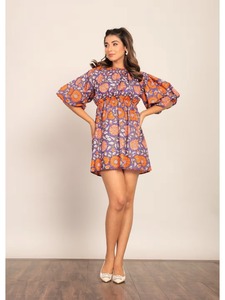 Robe indienne d'été en coton faite à la main imprimé floral vêtements de voyage décontractés Logo avant nouveau cadeau à la mode pour elle taille naturelle tissée - Product Image 4