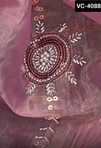 Dernières femmes portent main travail fête porter Saree Collections pour femmes avec contrastes correspondant espace soie Blouse pour fête porter Sari - Product Image 3