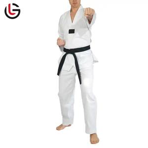 Premium Maximize Wear Traje de entrenamiento de Taekwondo para adultos para hombres Transpirable Ligero Poliéster/Algodón Mezcla de tela Top Stretch - Product Image 3