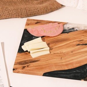 Tabla de Cortar Rectangular de Madera de Resina de Calidad de Exportación As Creation para Uso en la Cocina, Regalo para Amantes de la Comida, Chefs, Queso - Product Image 4