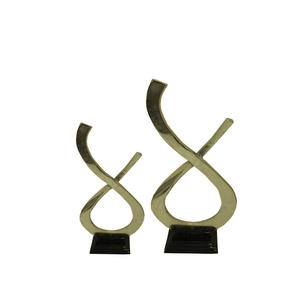 Sculpture moderne en aluminium pour mari et femme pour la décoration de la maison ou du bureau - Product Image 3