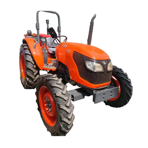 Tractor Compacto Diésel BX1880 4x4 con Cargador y Segadora, Bajo Número de Horas, Transmisión por Engranajes, Toma de Fuerza Automática, Listo para Trabajar, Motor Confiable de 50 HP - Product Image 3