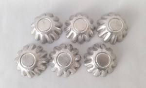 Traditional Small Grey Metal <b>Cupcake</b> Mold for Home Kitchen Gadget Restaurant Bakery Muffin Cookie Biscuit Pastry Baking <b>Cup</b> 2023 - Product Image 4