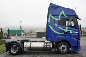 CAMIÓN TRACTOR USADO IVECO S-WAY 460 LNG EURO 6 4X2 DEL PRIMERO PROPIETARIO, AÑO 2020, EN BUEN ESTADO - Product Image 1