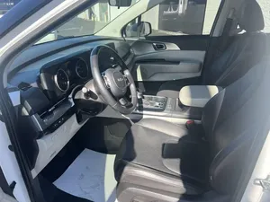 Kia Carnival LX 2023 - Product Image 2