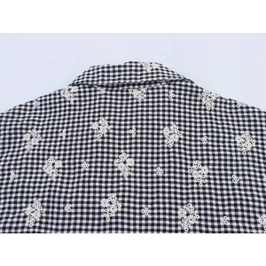 เสื้อเอวลอยปักลายดอกไม้สำหรับผู้หญิงเสื้อเอวลอย100% ลำลองฤดูร้อนผ้าคอตตอนปกคอเสื้อตกแต่งโลโก้ - Product Image 2