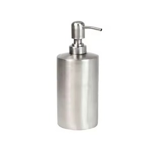 Dispensador de loción en cobre con acabado de chocolate antiguo Perfecto para accesorios de baño elegantes y botella de jabón líquido - Product Image 3