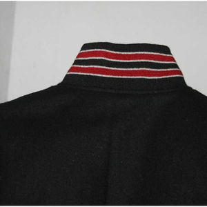 Chaqueta de Cuero con Cuello Alto y Logotipo Personalizado, Chaqueta Universitaria de Béisbol, Bordada, Unisex - Product Image 4