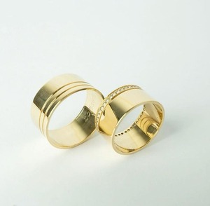 Rond de serviette en métal fait à la main avec style rustique parfait pour les mariages à la ferme et les célébrations de famille à la maison Style de luxe - Product Image 1