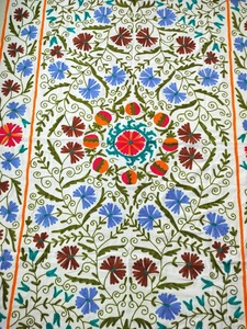 Manta Suzani de algodón de colores arcoíris, colcha colgante de pared bordada hecha a mano o tiro para decoración del hogar del dormitorio - Product Image 6