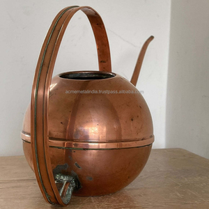 Regadera de Flores de Cobre Retro Vintage Exclusiva, Calidad Premium para Uso en Interiores y Exteriores, Elegante y Duradera - Product Image 1