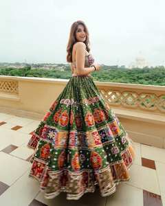 PRESENTANDO NUEVO NAVRATRI ESPECIAL CHANIYA CHOLI HERMOSA IMPRESIÓN DIGITAL TRABAJO DE ESPEJO REAL PESADO MUSELINA ALGODÓN TOTALMENTE COSTADO - Product Image 6