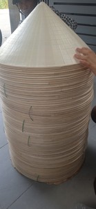 Chapeau de paille traditionnel en bambou fait à la main de haute qualité meilleur prix chapeau conique en feuille pour un usage quotidien sans latex du Vietnam - Product Image 4