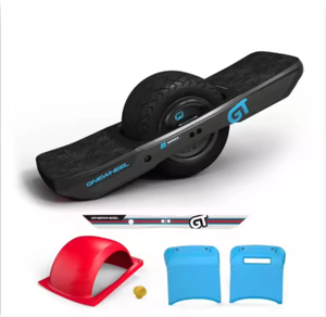 Tout nouveau skateboard électrique Onewheels GT S-Series respectueux de l'environnement avec garantie de 3 ans pour une utilisation de luxe en extérieur - Product Image 1