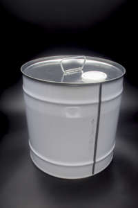 Best Quality 19,7 lt. diameter 300 x 310 mm customizable tinplate cylindrical <b>drum</b> with handle and pouring hole - Product Image 2