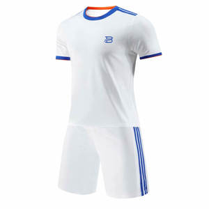 Uniforme de Fútbol Personalizado 2026 con Logotipo, Uniforme de Fútbol al Por Mayor para Hombre, Ropa Deportiva de Fútbol para Equipo, Diseño Moderno - Product Image 2