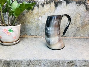 Authentique Tasse en Corne de Buffle 100% Naturelle, Faite à la Main avec Base en Bois Polie et Sculptée Style Animal, Artisanat Naturel par Tradebit - Product Image 5